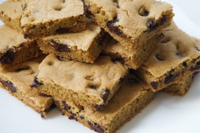 A stack of chocolate chip cookie bars