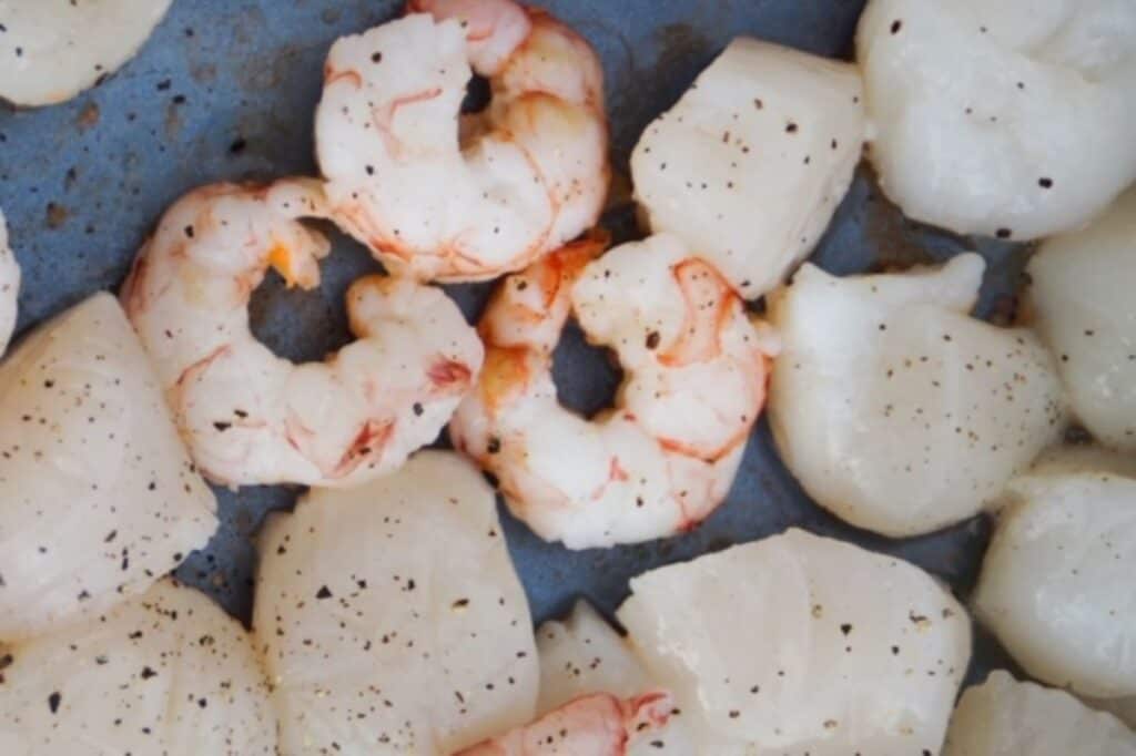 Shrimp and scallops, uncooked