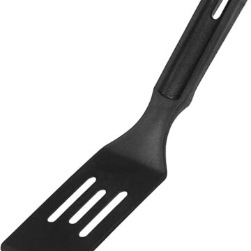 One mini nylon spatula with a white background.